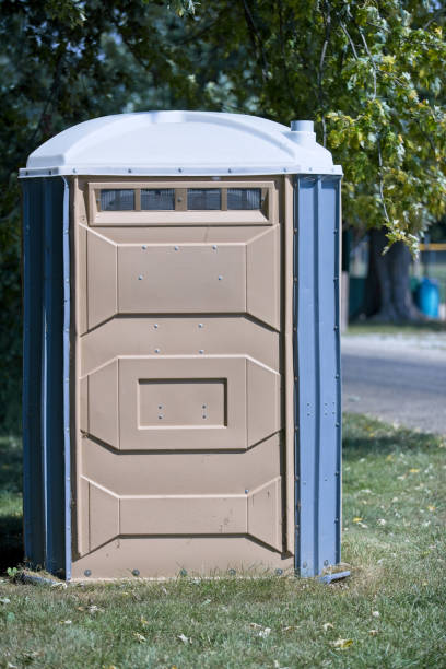 Porta potty delivery and setup in Louisville, KY
